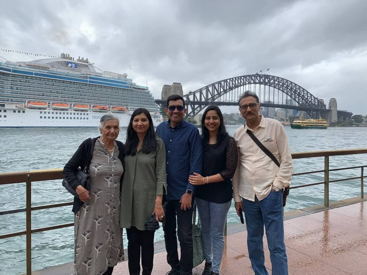 Kapoor flanked by (left) his sister Namrata and mother Urmil Kapoor while visiting Australia together as a family