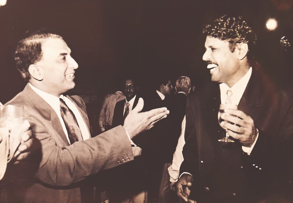 Kapil recalls Sunil Gavaskar, who also tried to guide, not coach. Picture by Rashbehari Das