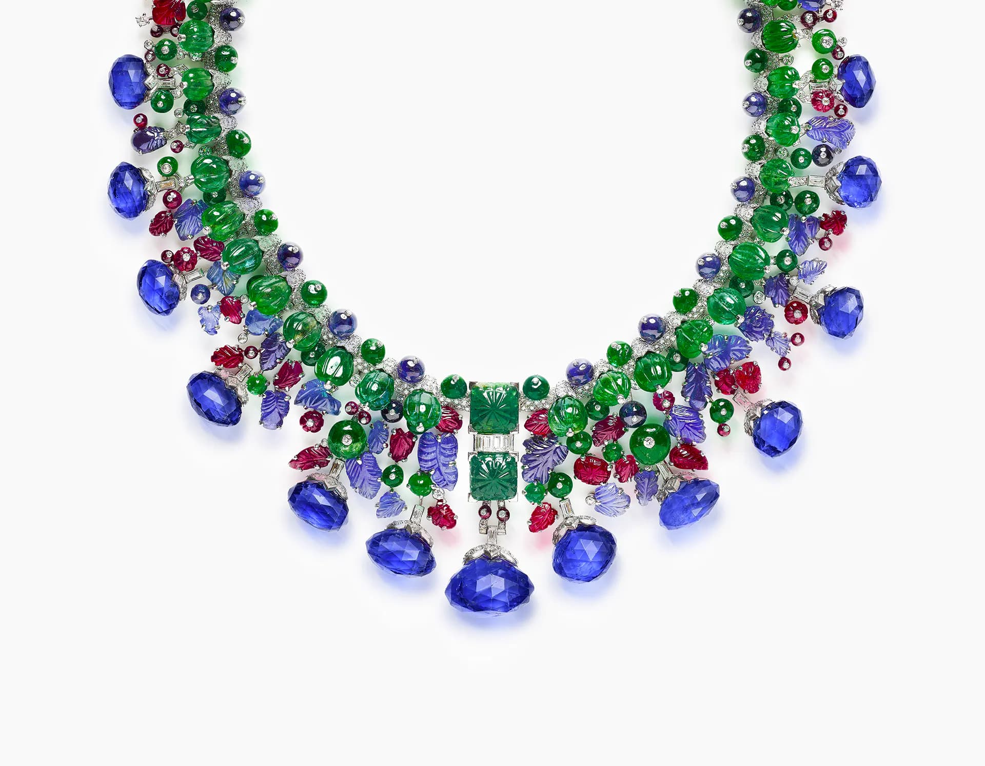 When Cartier travelled to India in search of gemstones, they discovered more than just precious materials — they encountered a rich legacy of craftsmanship and design. This influence soon found its way into European aesthetics, most famously in Cartier’s Tutti Frutti line, which featured intricately carved gems sourced from India