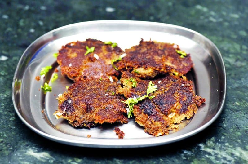A proper Lucknowi shami is meat and chana dal cooked together to create a delicious whole.