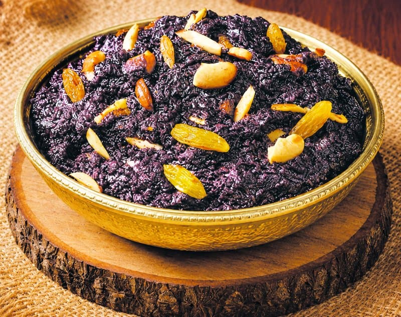While nimish captures winter itself, kali gajar ka halwa completes the jugalbandi.