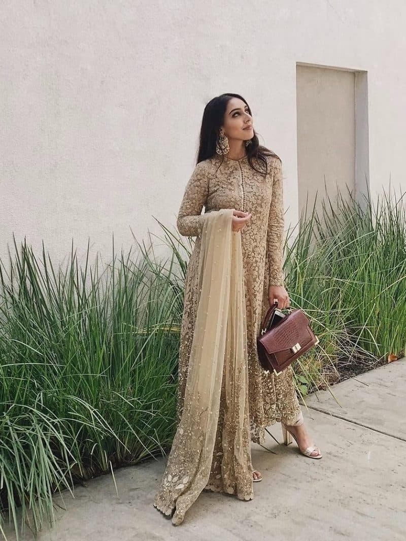 For Annie Gill Dhillon, comfort comes first. “It’s the Sabyasachi (Mukherjee) effect that continues to inspire my fashion moodboard,” she says
