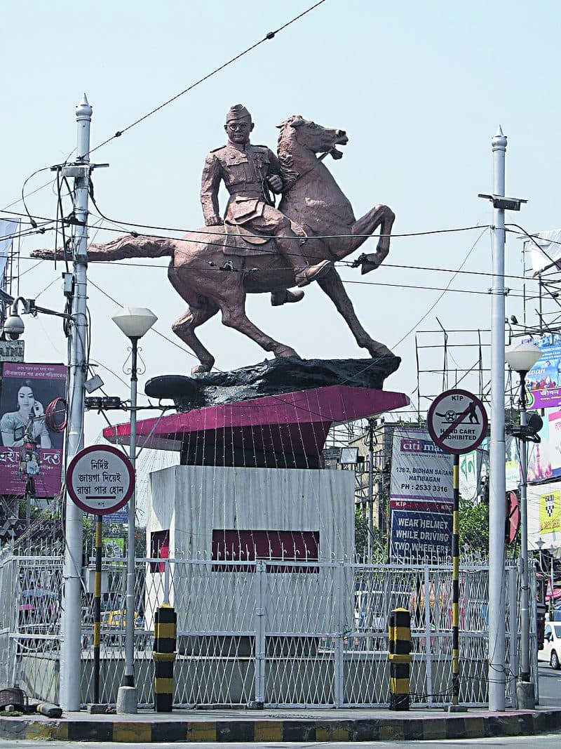 The Subhas Chandra Bose statue in Shyambazar